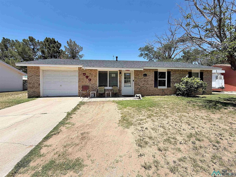 1st image of 218 E Taos St