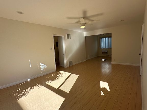 5th image of 3410 Club Dr APT 15