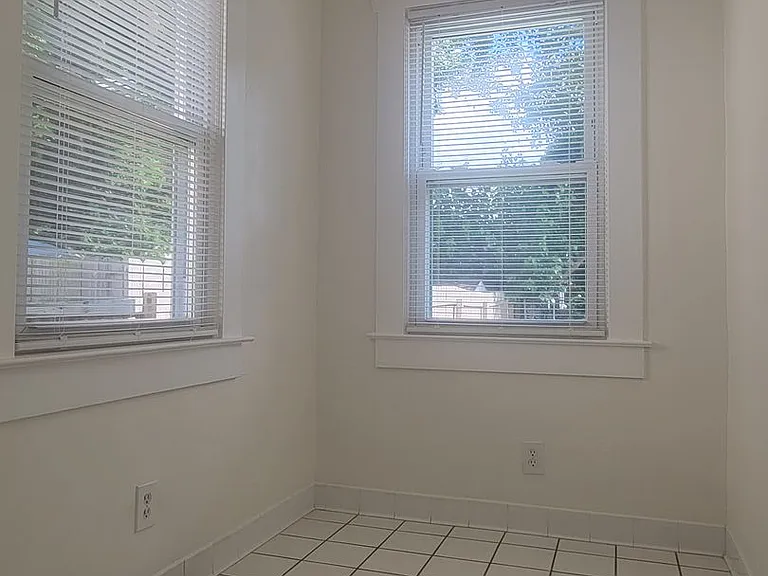 219 Beechwood Ave — Photo 10