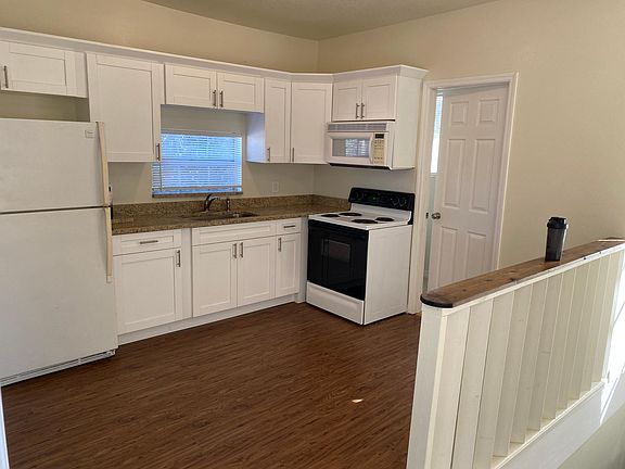 4th image of 1210 Holmes Ave #B
