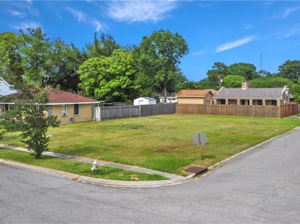 101 Ravan Ave, Harahan, LA 70123