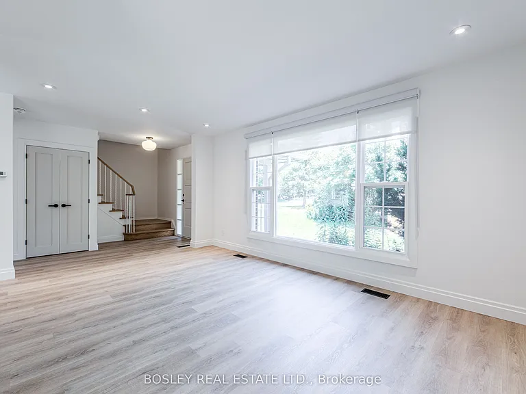 33 Forestbrook Cres — Photo 25