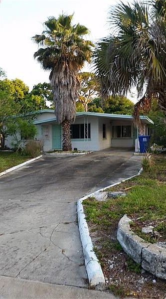 1st image of 601 61st Ave S