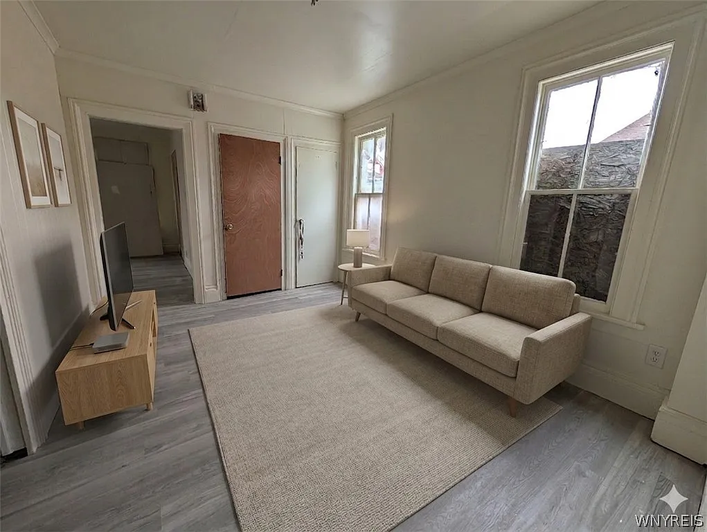 2 bed, 1.0 bath, 770 sqft, $1,150 — Photo 3