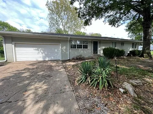 2506 E Sidney Ave Photo 1
