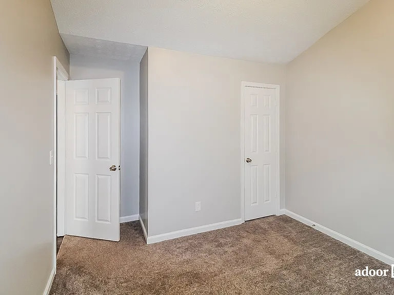 406 Autumn Lake Ct — Photo 11