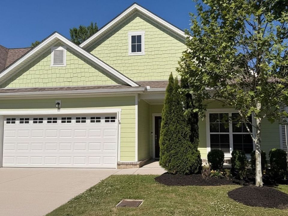 1st image of 220 Hermitage Point Dr