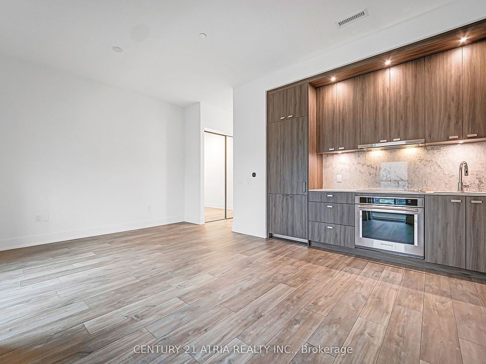 1st image of 858 Dupont St #Penthouse 03