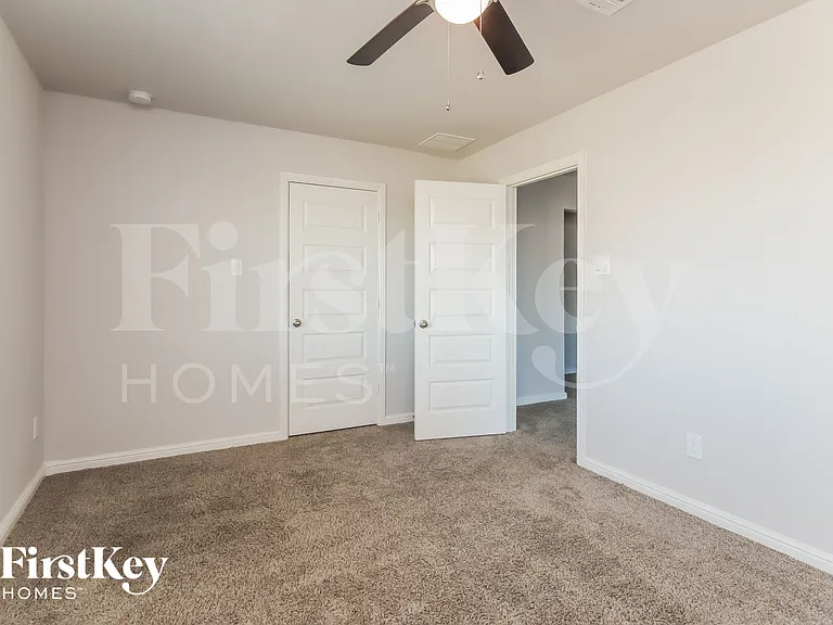 4820 La Piedra Ln — Photo 11