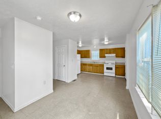 3418 E 76th St, Cleveland, OH 44127