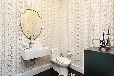 Sold by Avenue Sotheby's International Realty