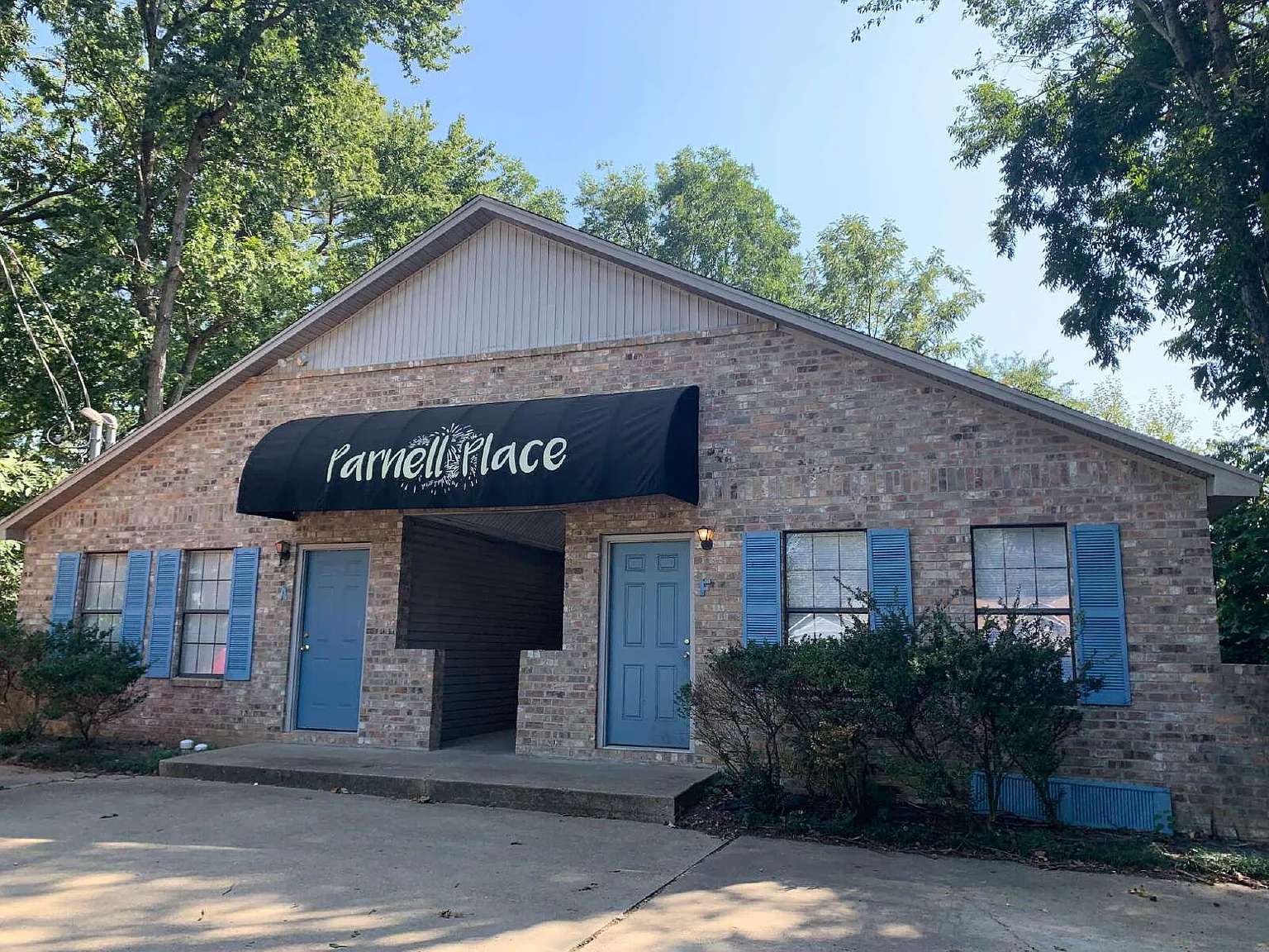 1 bed, 1.0 bath, 500 sqft, $680 — Photo 1
