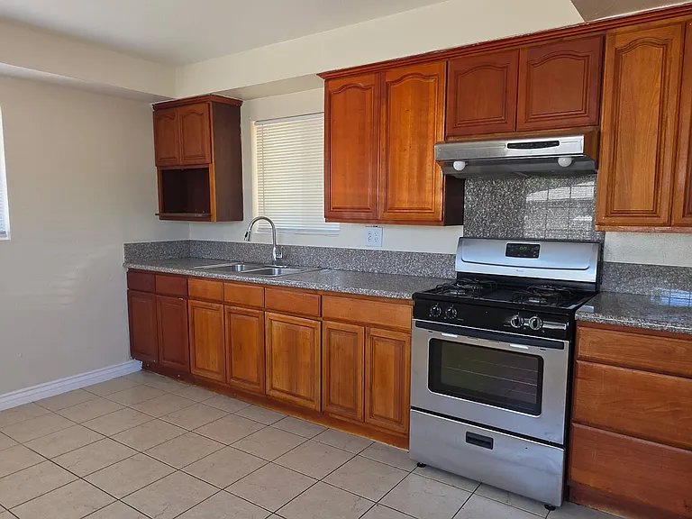 1715 Los Padres Dr — Photo 5