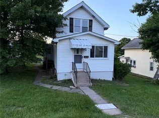 2828 Oak St, Bethel Park, PA 15102