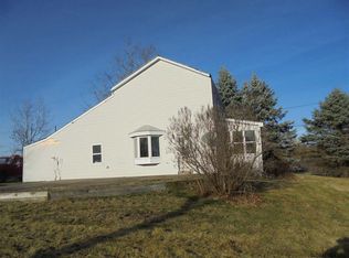 900 Grooms Rd, Rexford, NY 12148