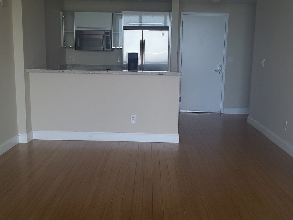 1st image of 601 NE 36th St #15XX