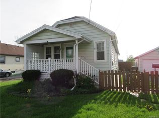 42 Pinehurst Ave, Cheektowaga, NY 14225