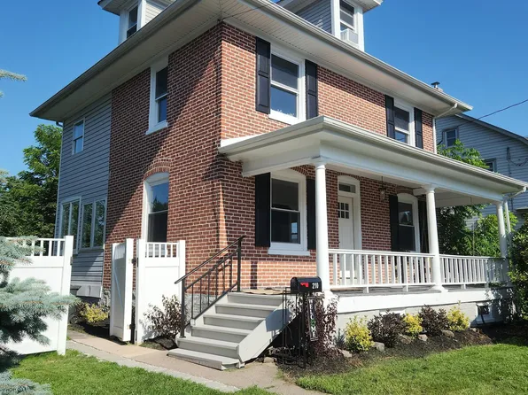 210 N Ambler St, Quakertown, PA 18951