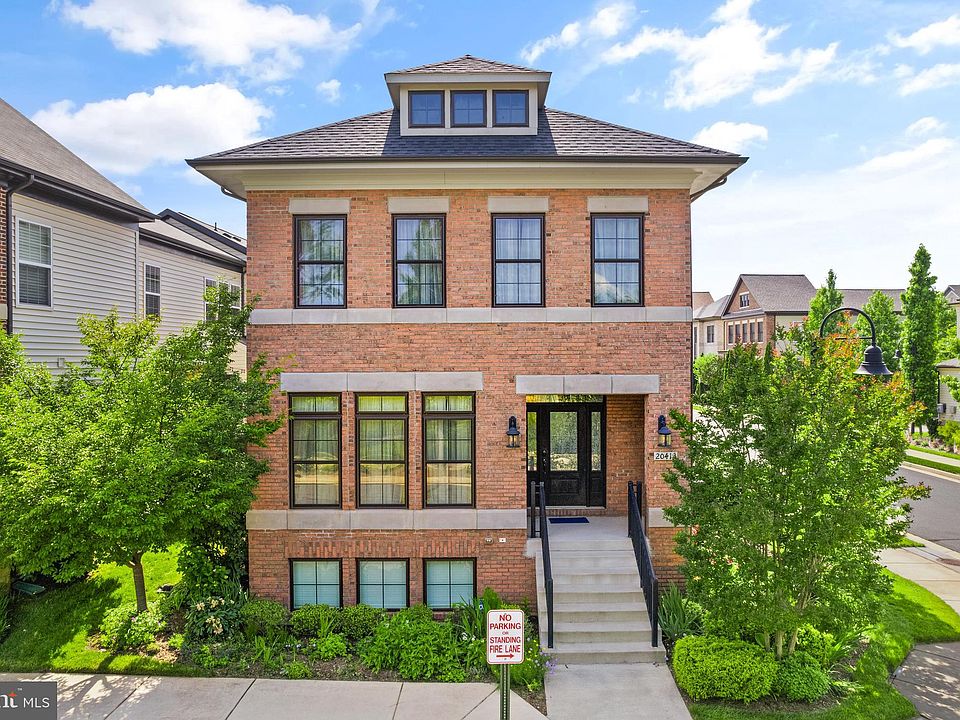 1st image of 20413 Savin Hill Dr