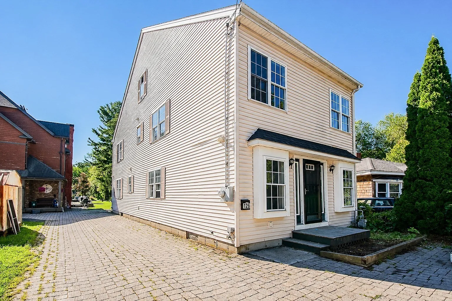 126 Sears Island Dr — Photo 2
