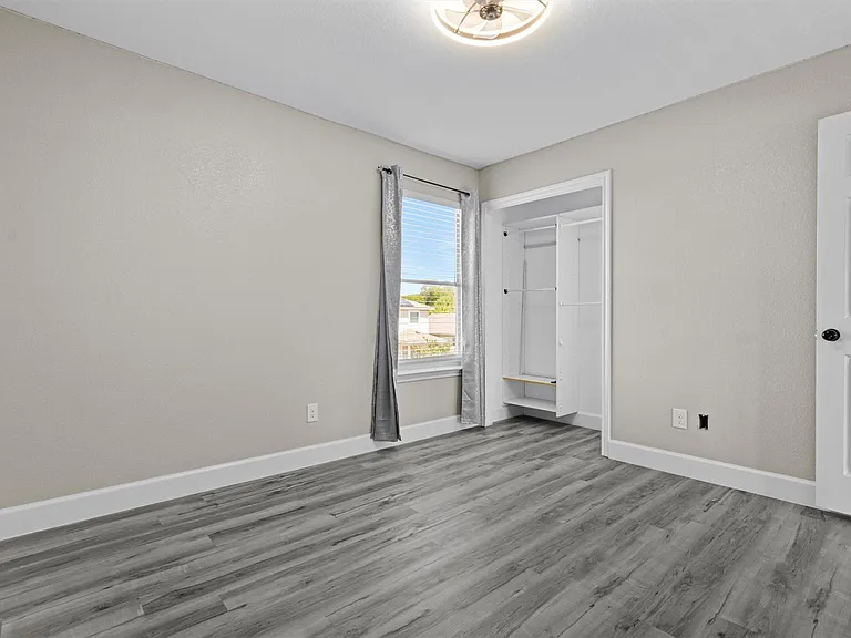 303 Quail Hollow Dr — Photo 23