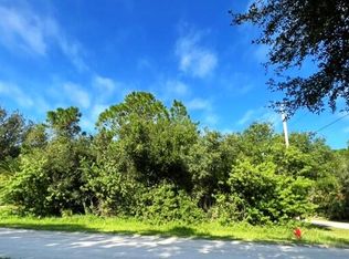 8975 103rd Ct, Vero Beach, FL 32967