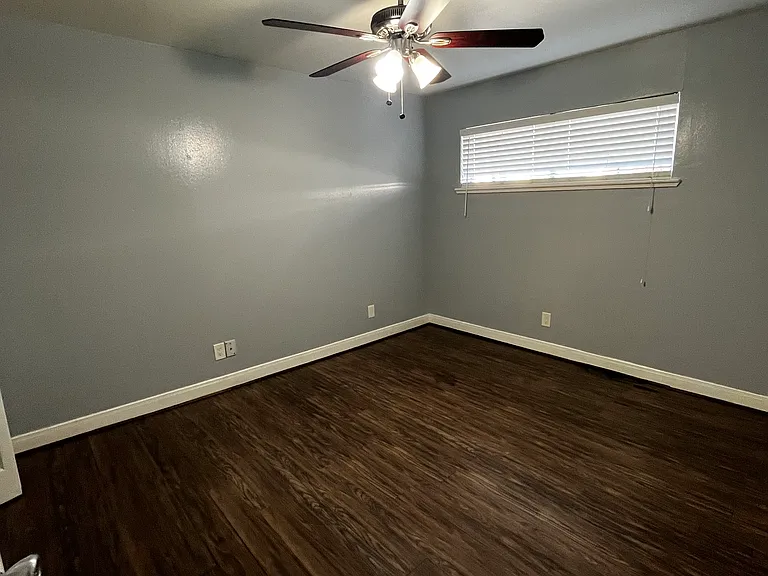2116 Lexington St #1 — Photo 16