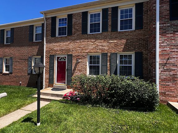 3rd image of 25 Marwood Ct