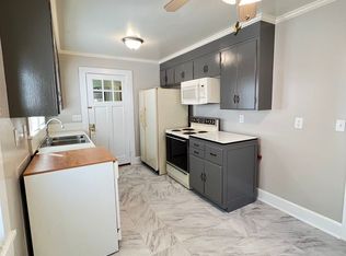 415 Virginia Ave, Chase City, VA 23924