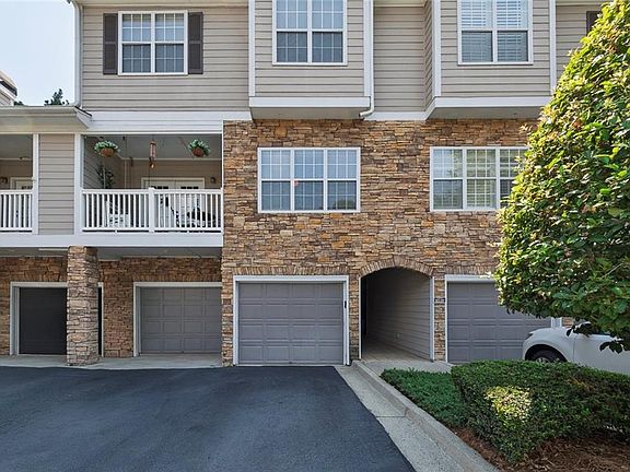 2nd image of 207 The Crossings Ln