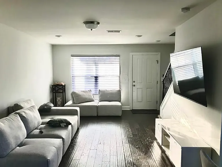 1131 Lilly Valley Way — Photo 3