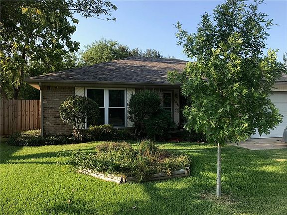 2nd image of 4003 Windy Meadow Ct