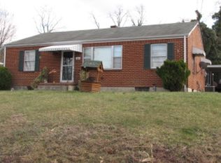 225 Foxland Ave, Vinton, VA 24179