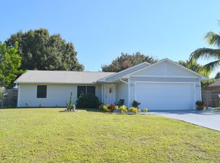 1945 SW Idaho Ln, Port Saint Lucie, FL 34953