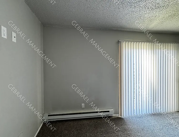 4430 E Mount Morris Rd — Photo 21