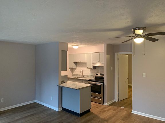 3rd image of 146 Kentucky Ave APT 4