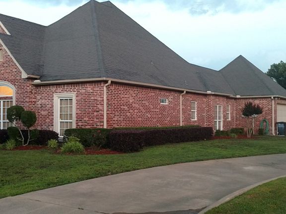 2nd image of 3420 Darnell Dr