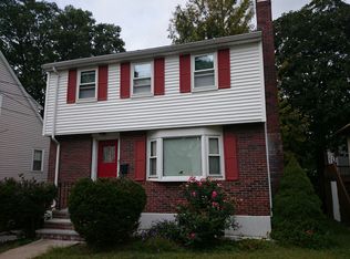 19 Thurlow St, West Roxbury, MA 02132