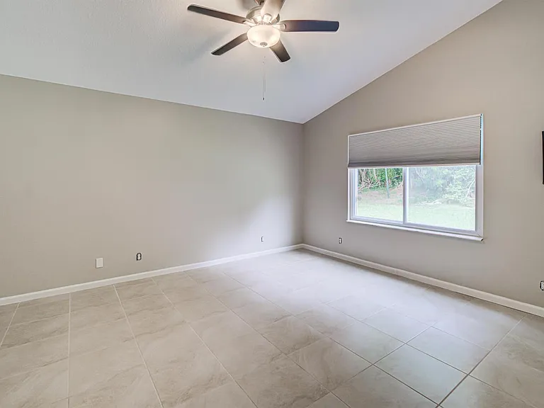 7774 Stirling Bridge Blvd S — Photo 13