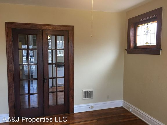 3rd image of 5035 Mardel Ave #A