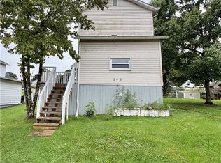 243 Third Ave, Crucible, PA 15325