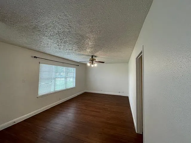 1805 Wycliffe Dr — Photo 6