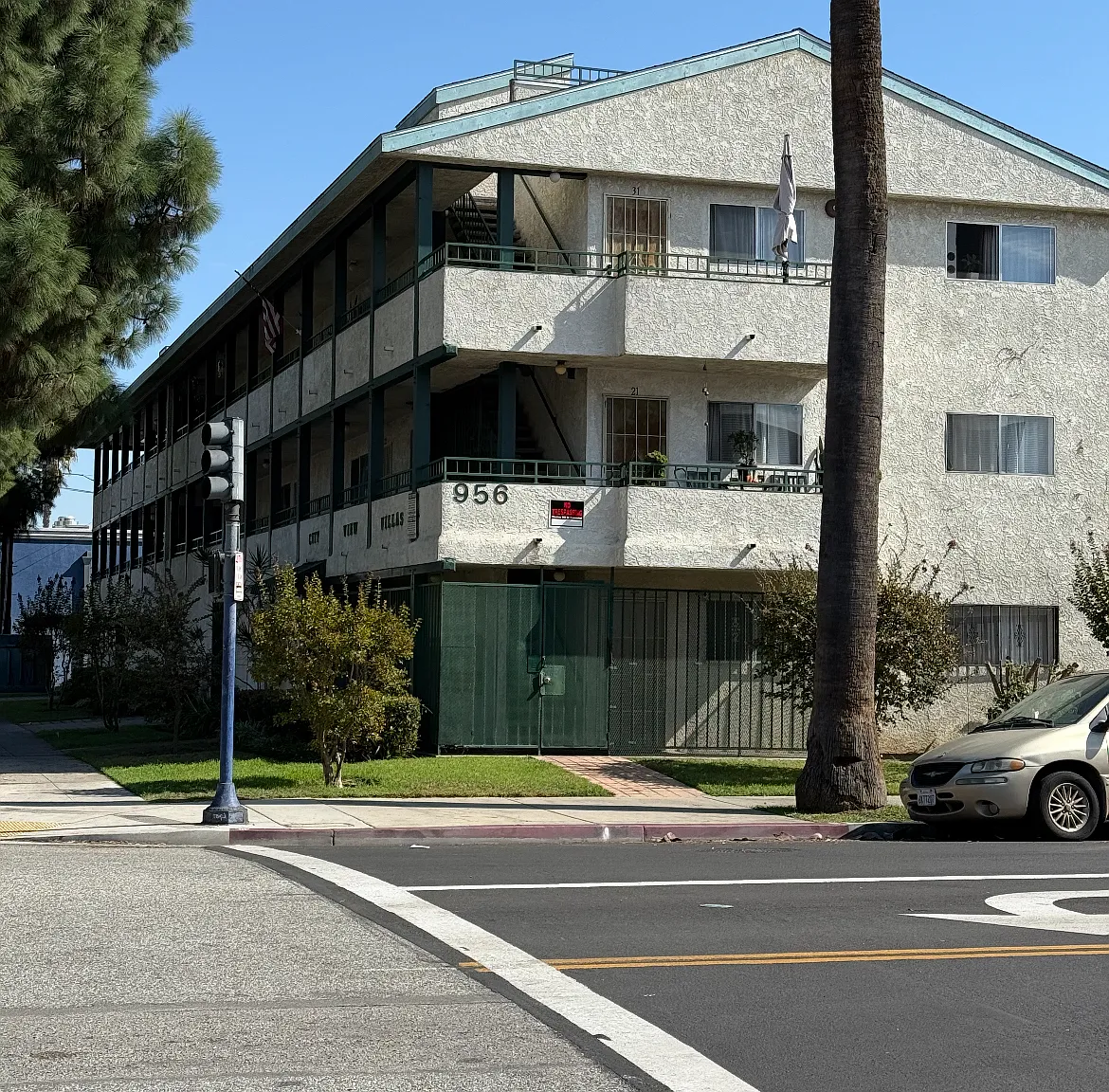 1 bed, 575 sqft, $1,850 — Photo 1