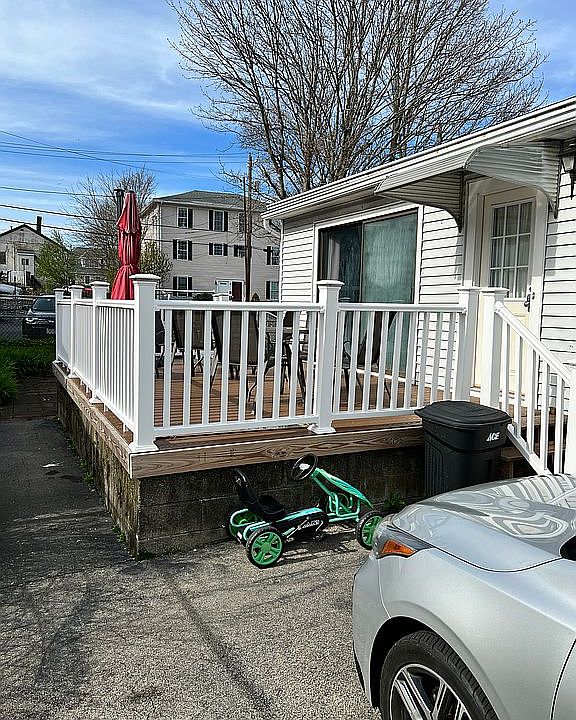 2nd image of 6 Addison St