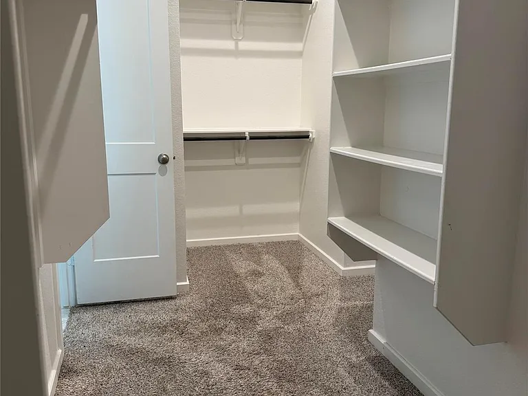 21535 Reserve Hill Ln — Photo 12
