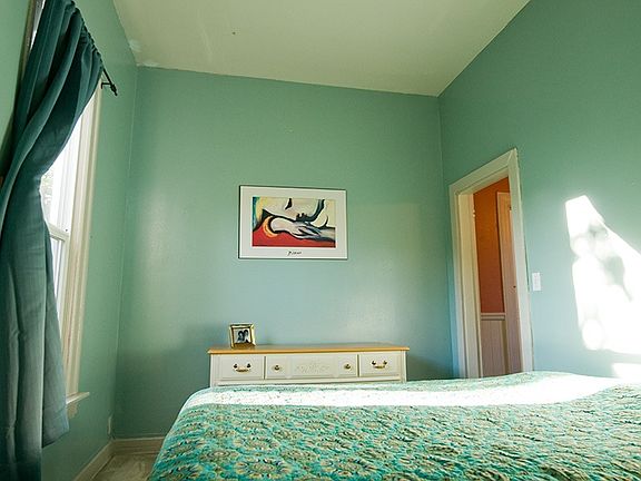 1st bedroom