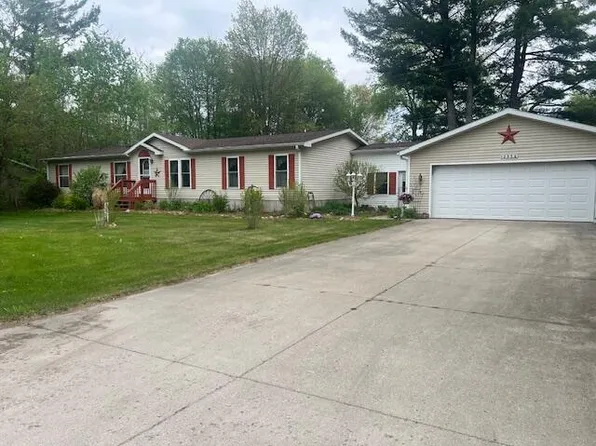 12596 Rosemary Ave, Grant, MI 49327