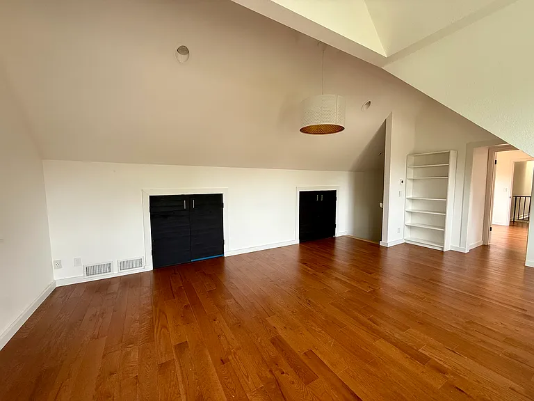 17417 SE 46th Pl — Photo 28