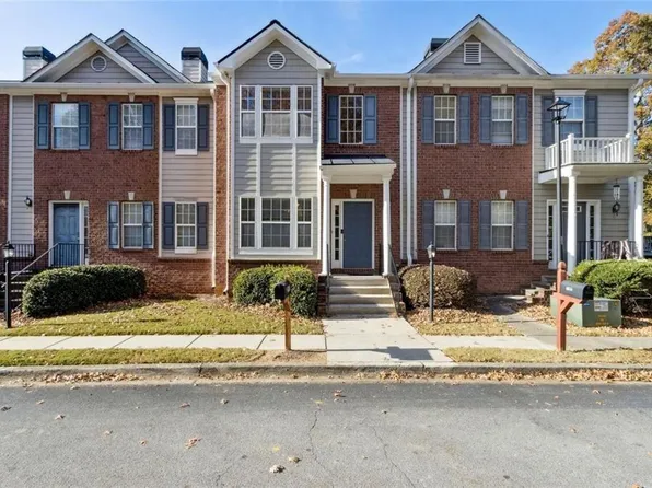 5972 Eagle Tiff Ln, Sugar Hill, GA 30518