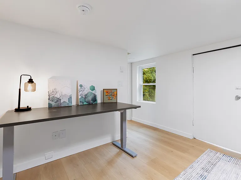 Living Area 2